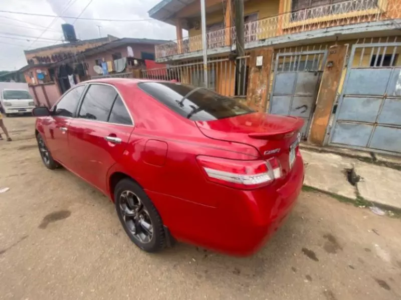 TOYOTA Camry   - 2011