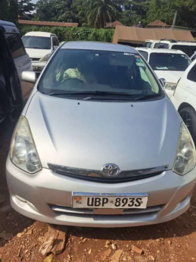 Toyota Wish   - 2008