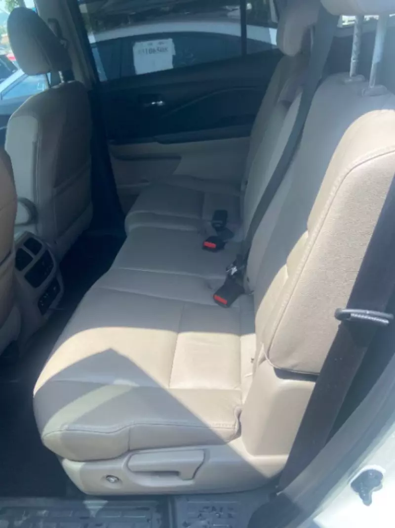 Honda Pilot   - 2017