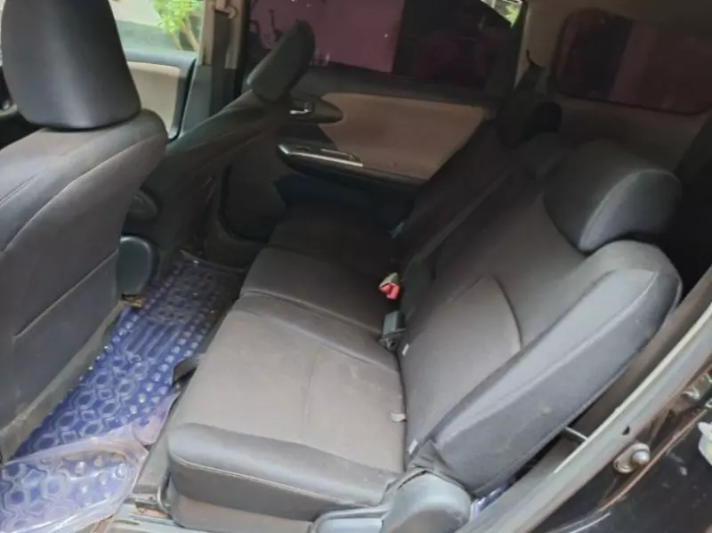 Toyota Wish   - 2009
