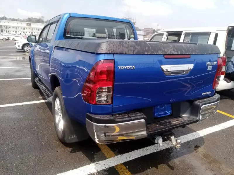 Toyota Hilux   - 2016
