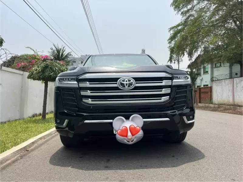 Toyota Landcruiser   - 2015