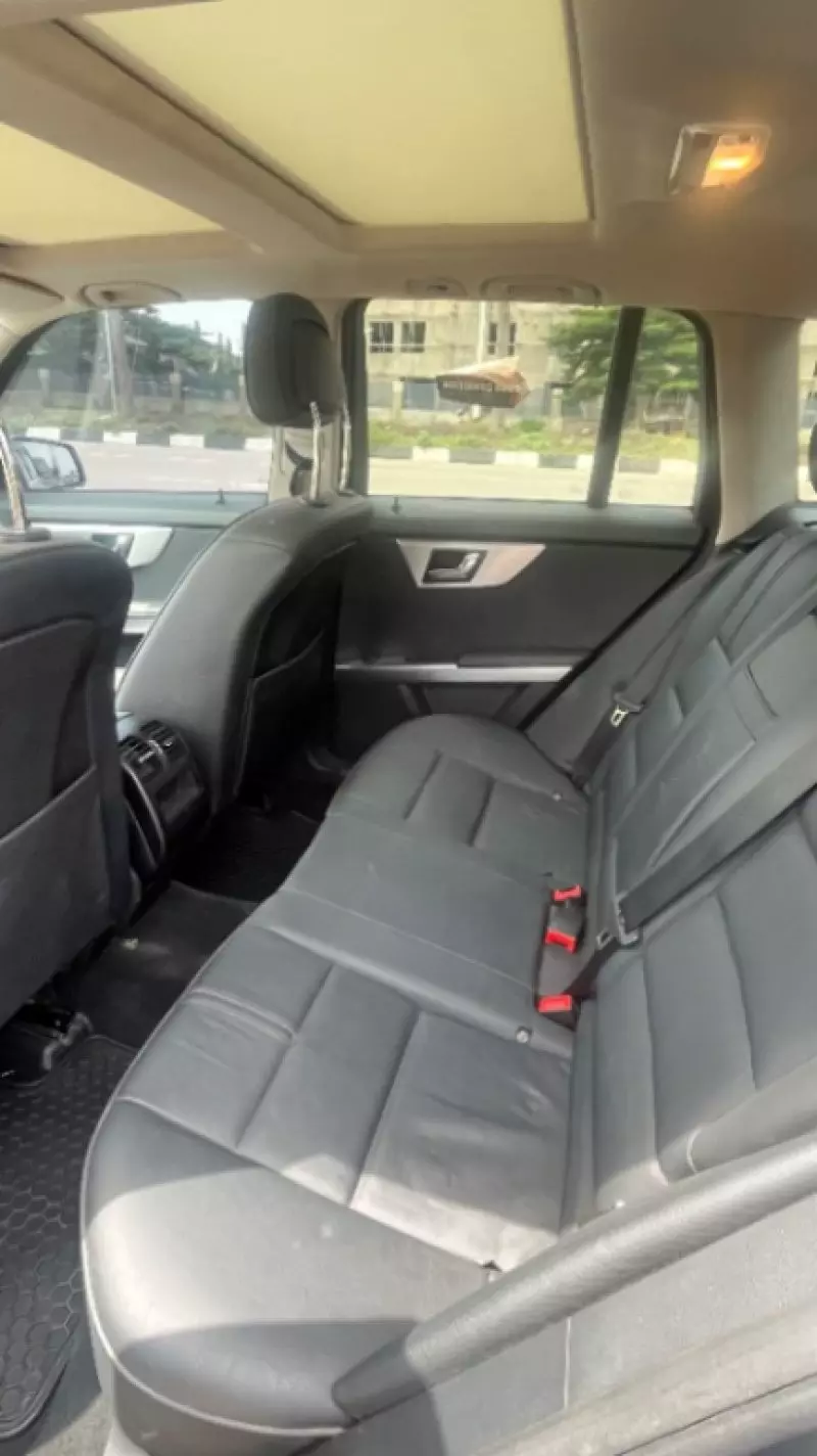 Mercedes-Benz Glk-class   - 2010
