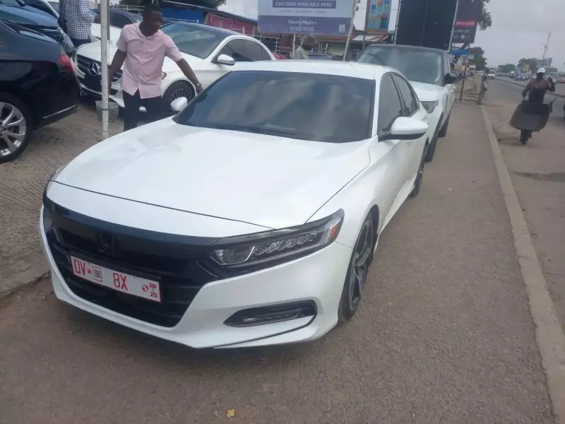 Honda Accord   - 2018