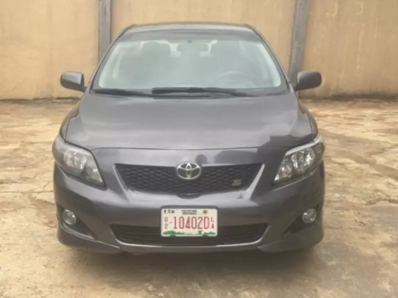 TOYOTA Corolla   - 2009