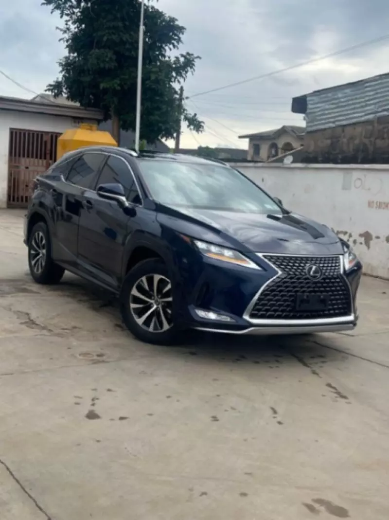 Lexus RX   - 2022