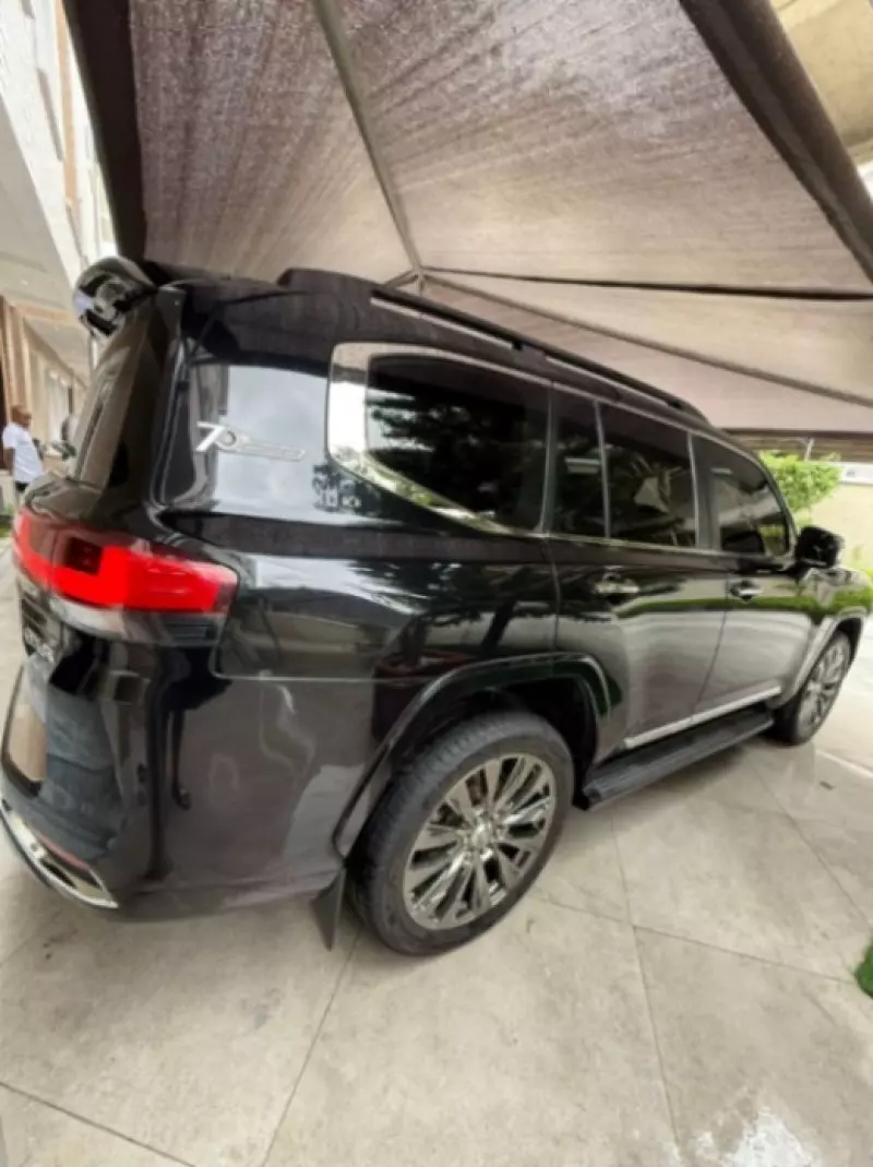 Toyota Landcruiser ZX   - 2024