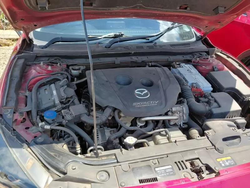 Mazda Axela    - 2016