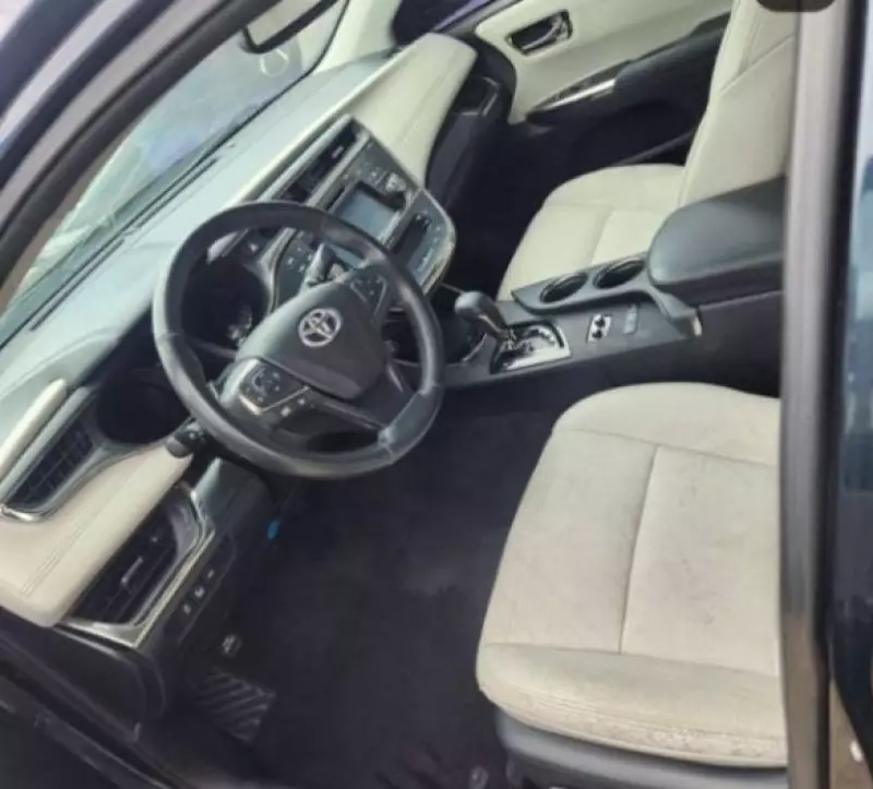 TOYOTA Avalon - 2016