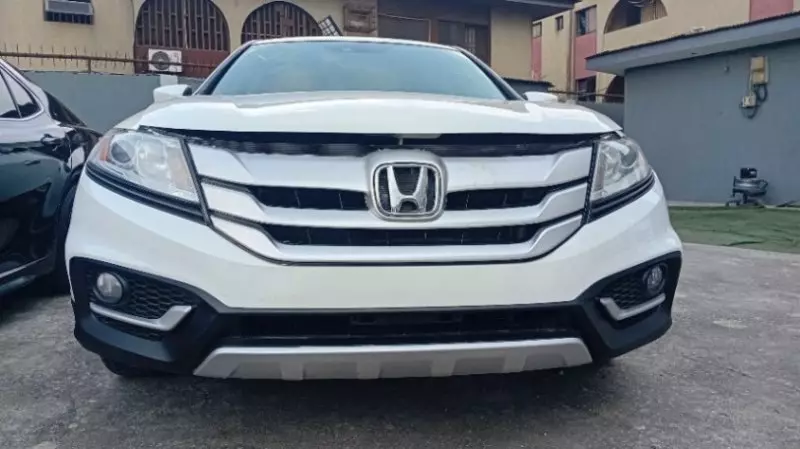 Honda Crosstour   - 2014
