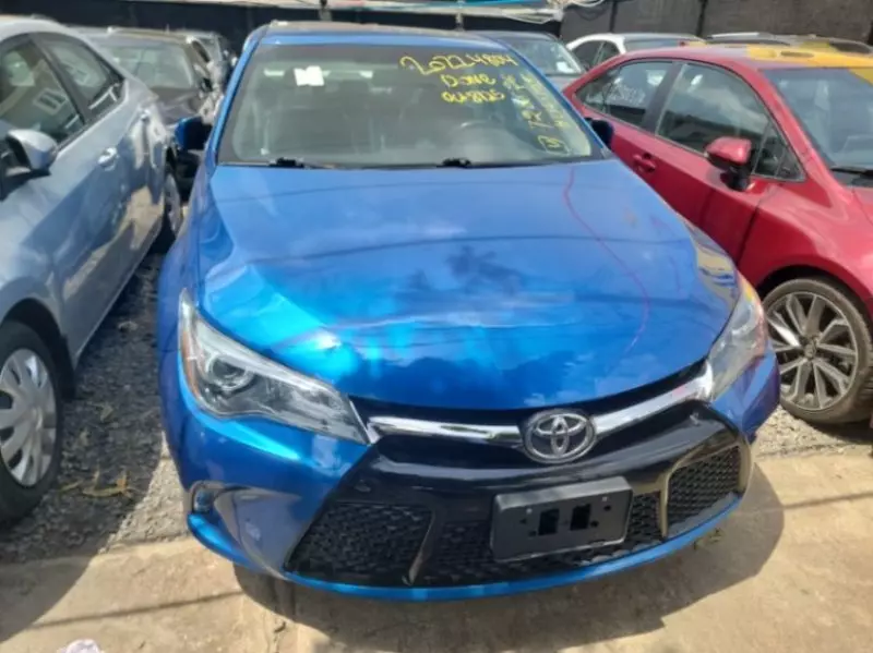 Toyota Camry   - 2017