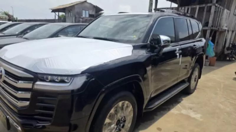 TOYOTA Land Cruiser   - 2025