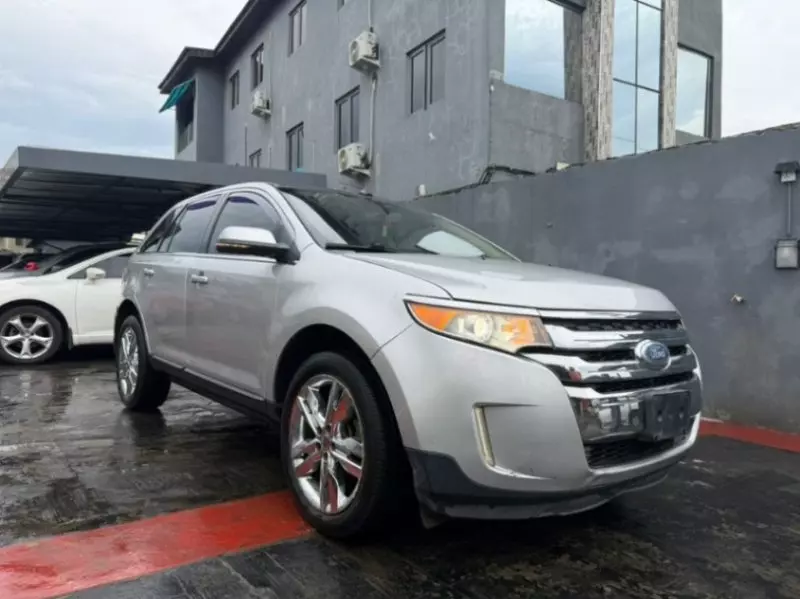 Ford Edge   - 2013