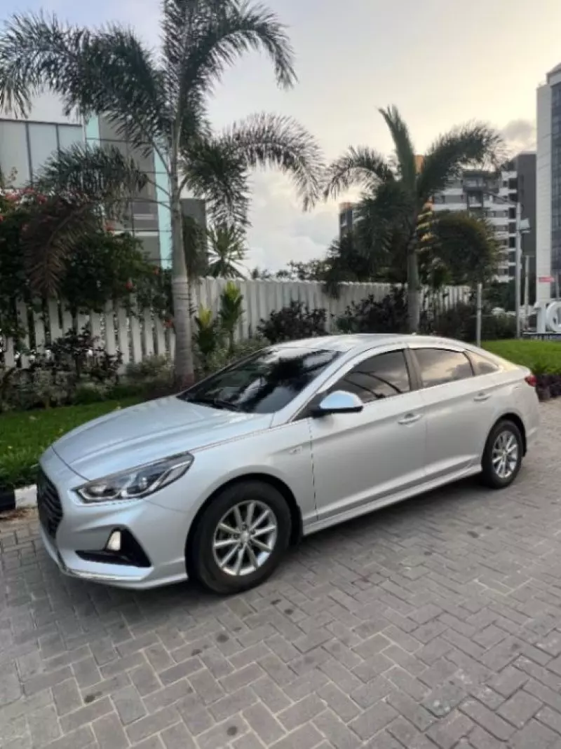 Hyundai Sonata   - 2017