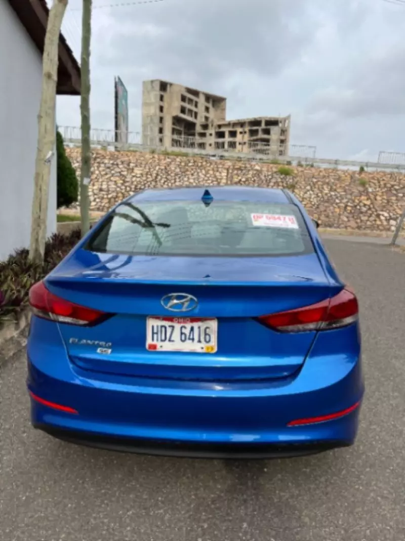 Hyundai Elantra   - 2017