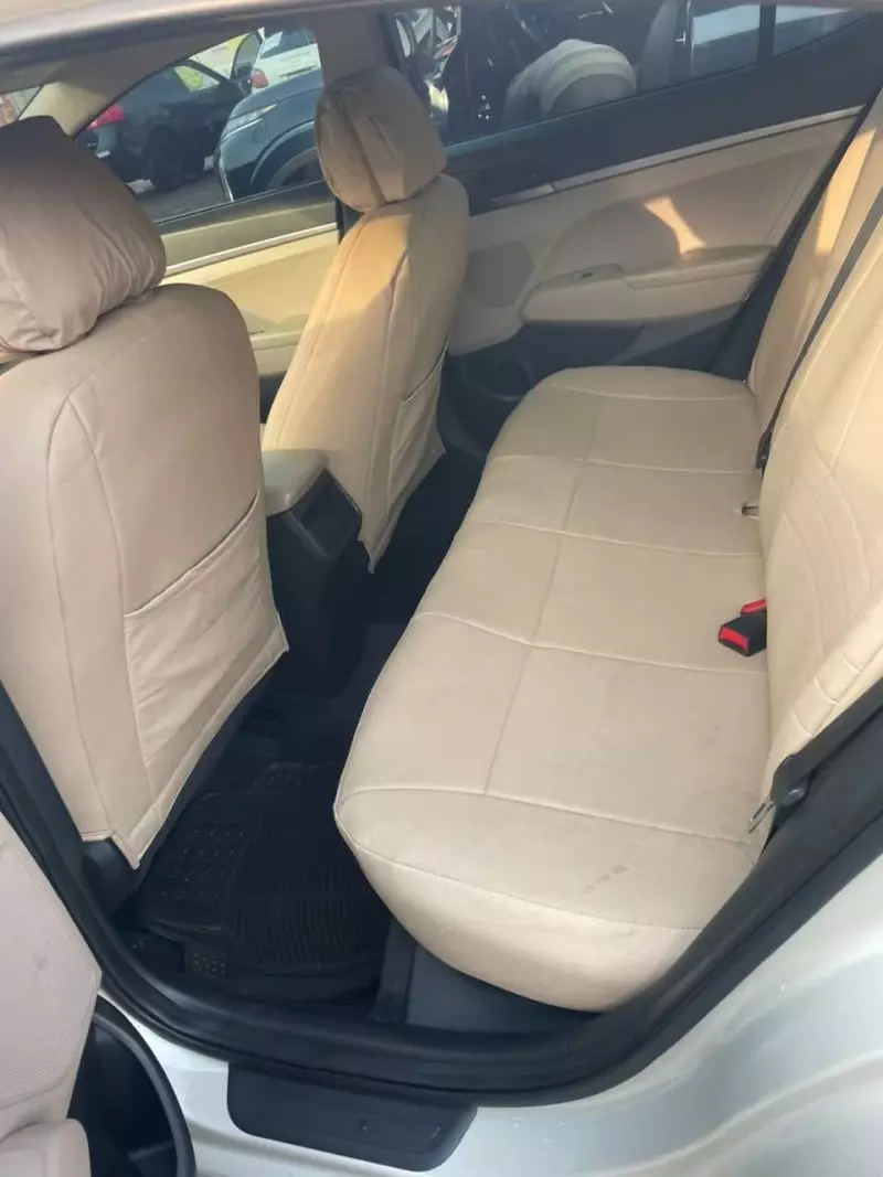 Hyundai Elantra   - 2017