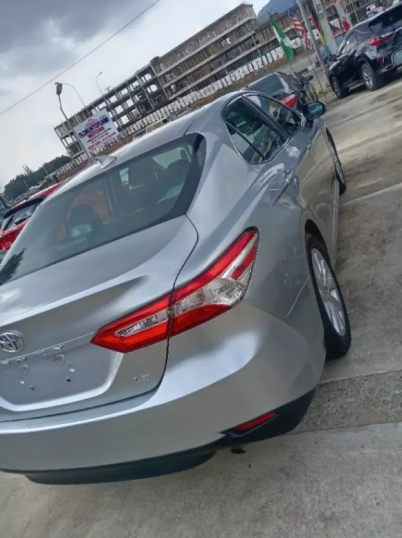 TOYOTA Camry   - 2019
