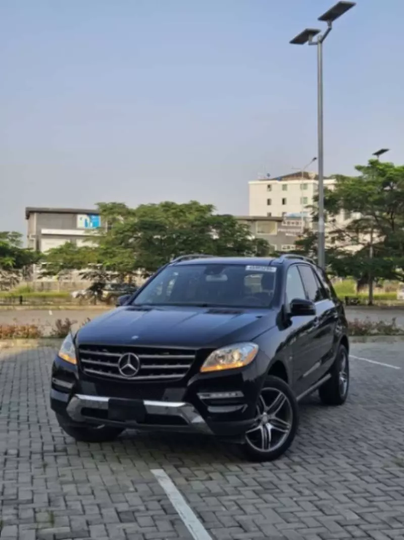 Mercedes-Benz ML 350   - 2012