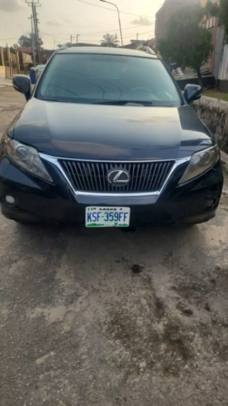 Lexus RX   - 2010
