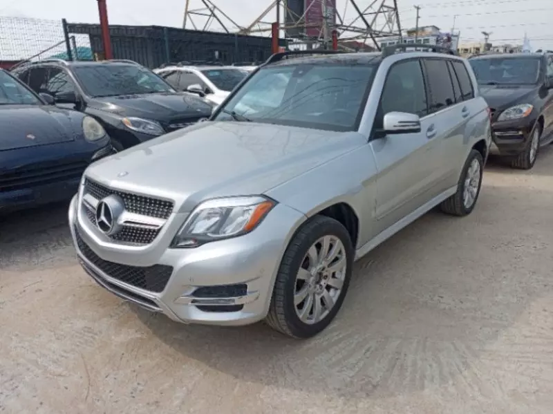 Mercedes-Benz GLK 350   - 2012