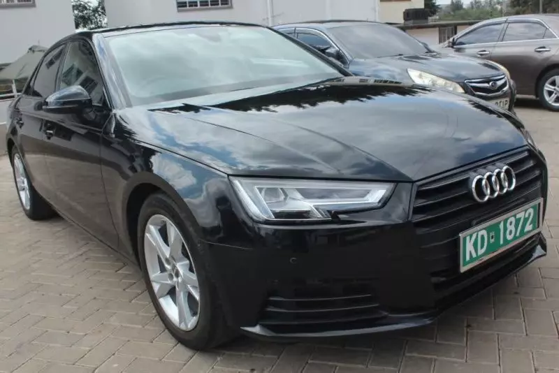Audi A4   - 2017