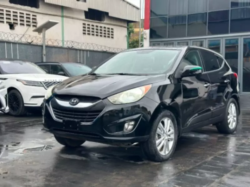 Hyundai Tucson   - 2010