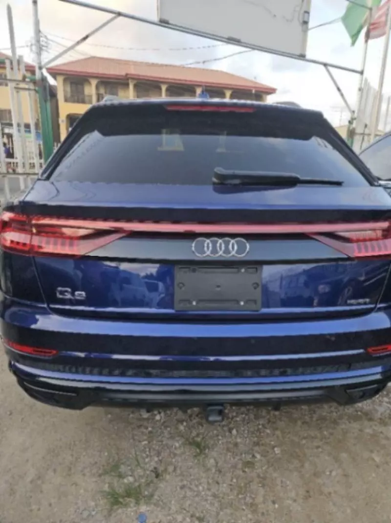 Audi Q8   - 2021