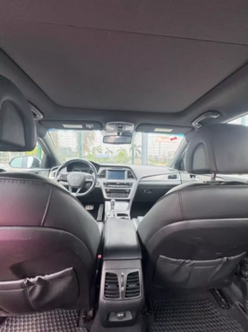 Hyundai Sonata   - 2015