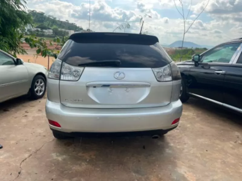 Lexus RX   - 2010