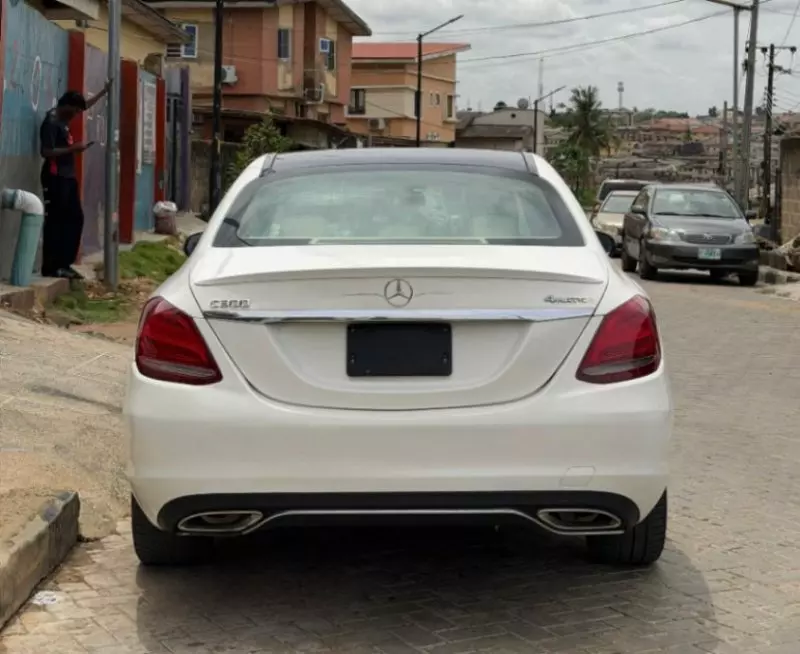 Mercedes-Benz C-Class   - 2016