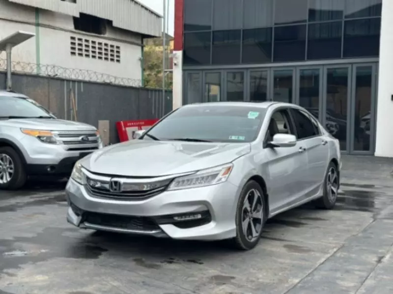 Honda Accord   - 2013