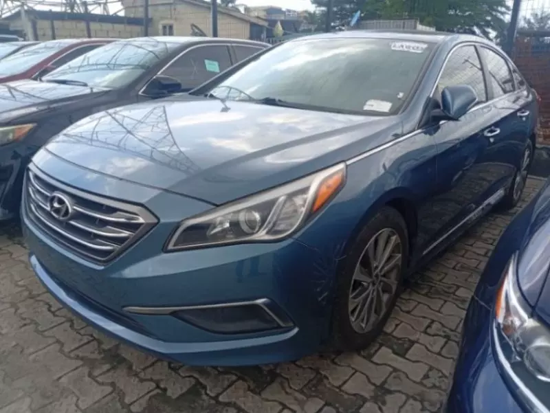 Hyundai Sonata   - 2014