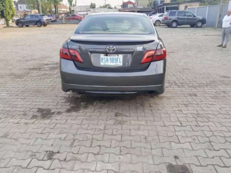 Toyota Camry   - 2008