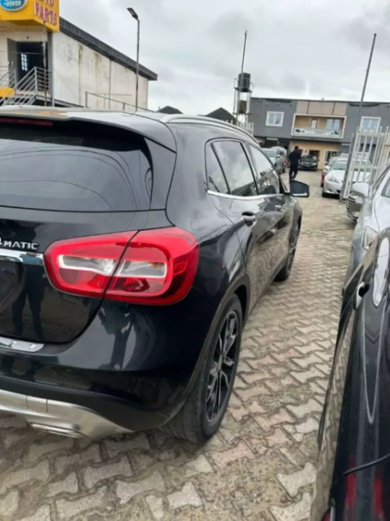 Mercedes-Benz GLA 250   - 2018