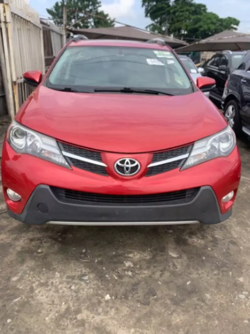 Toyota RAV 4   - 2014