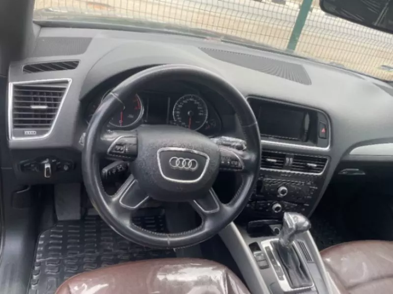 Audi Q5   - 2015