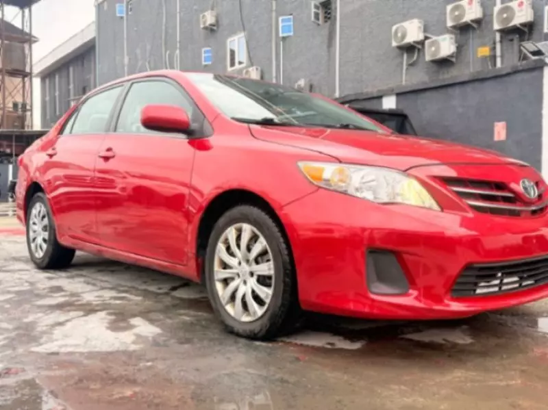 TOYOTA Corolla   - 2013