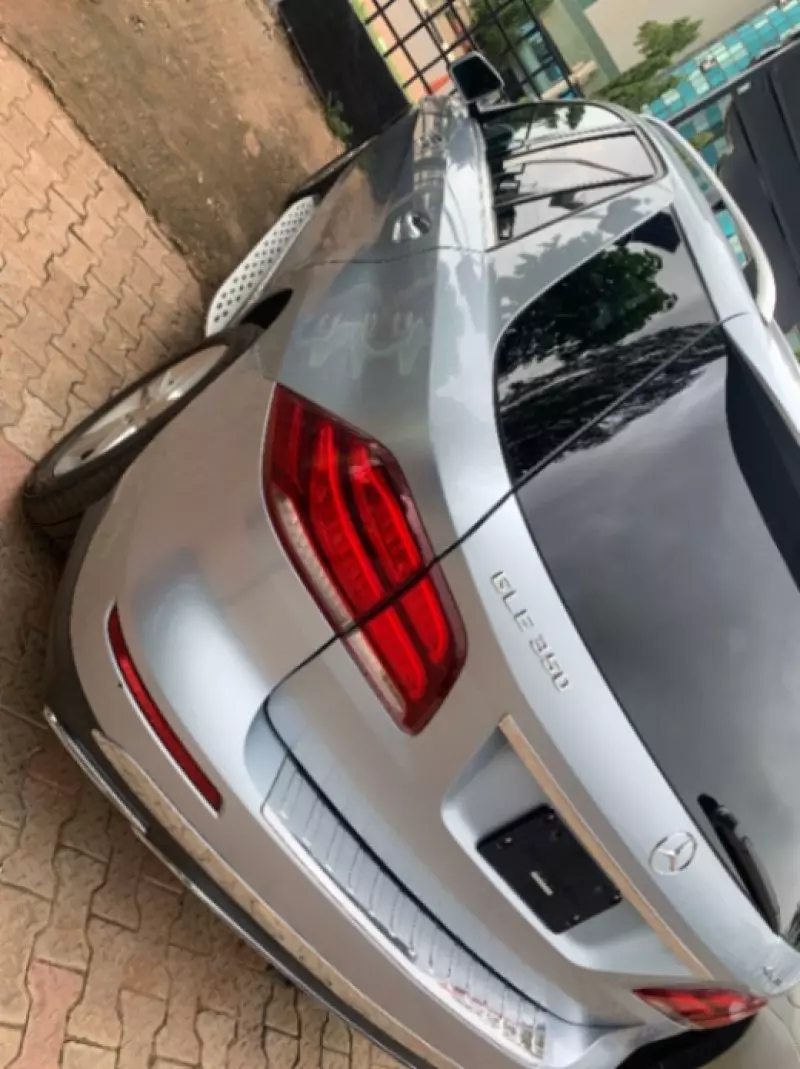 Mercedes-Benz GLE-Class   - 2017