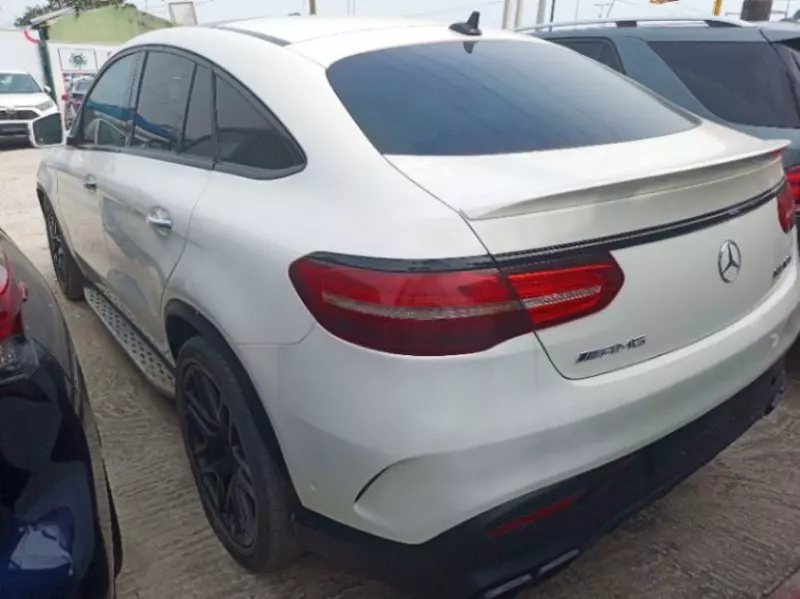 Mercedes-Benz GLE 63 AMG   - 2018