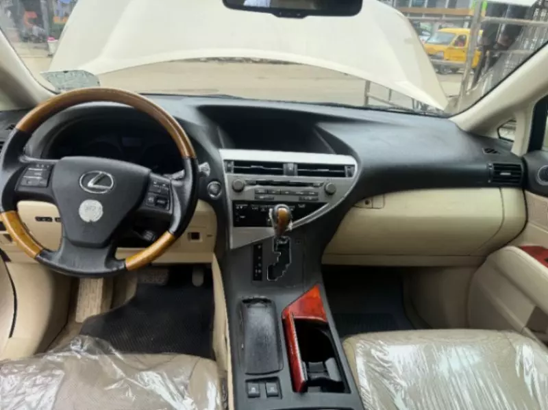 Lexus RX   - 2010
