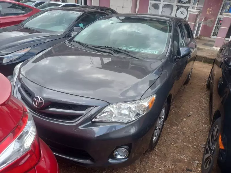 Toyota Corolla   - 2013
