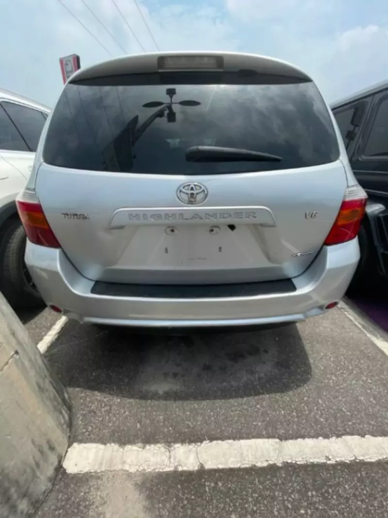 TOYOTA Highlander - 2008