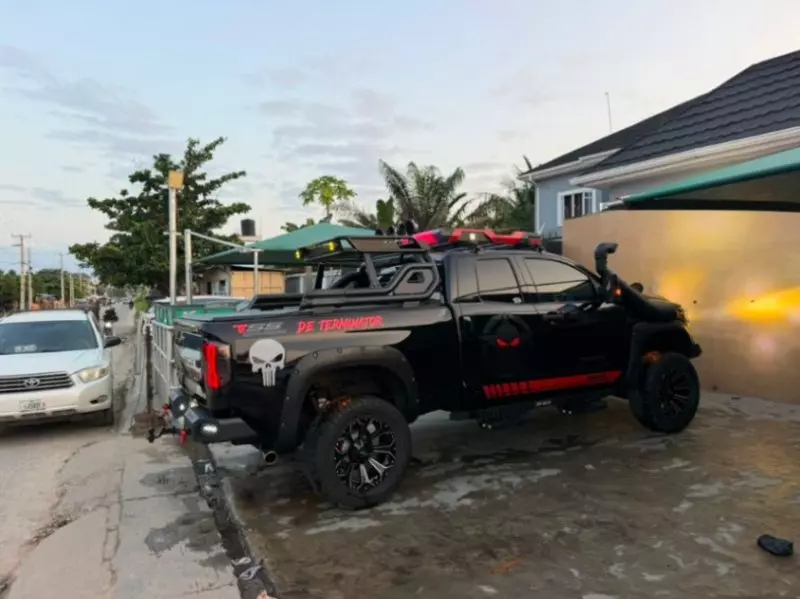 TOYOTA Tundra   - 2017