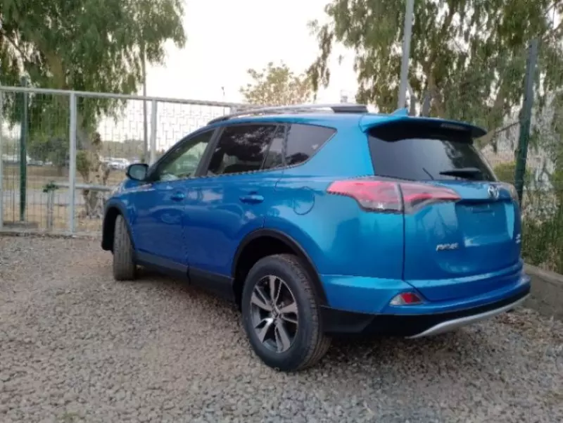 Toyota RAV 4   - 2018