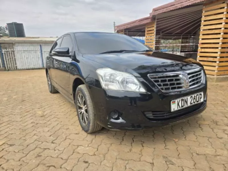 Toyota Premio    - 2016