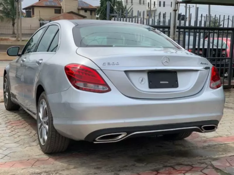 Mercedes-Benz C-Class - 2017