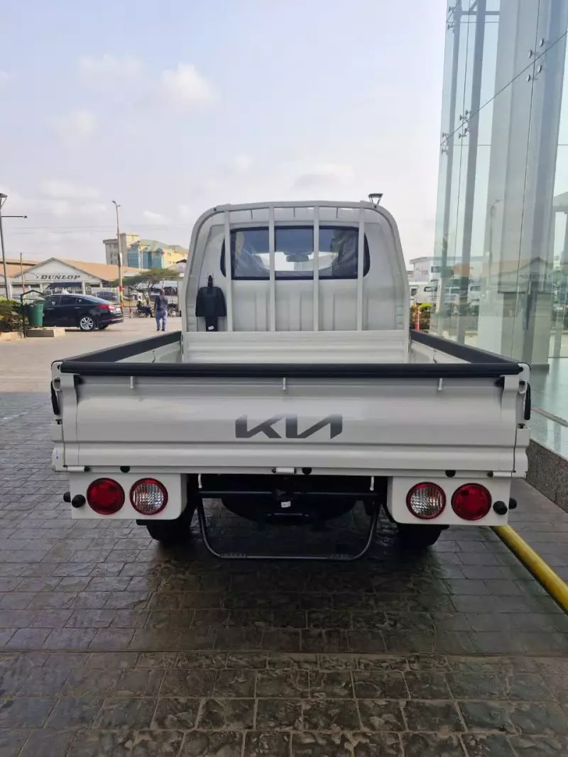 KIA K2700   - 2025