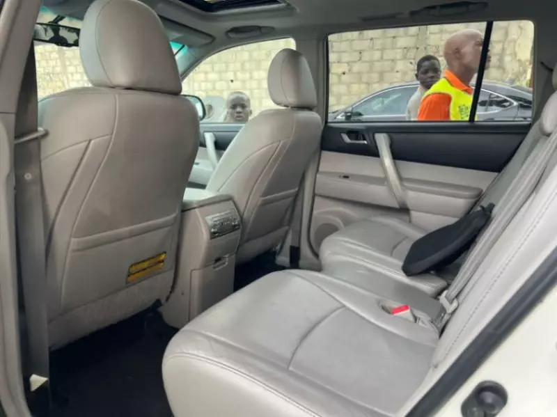 TOYOTA Highlander - 2009