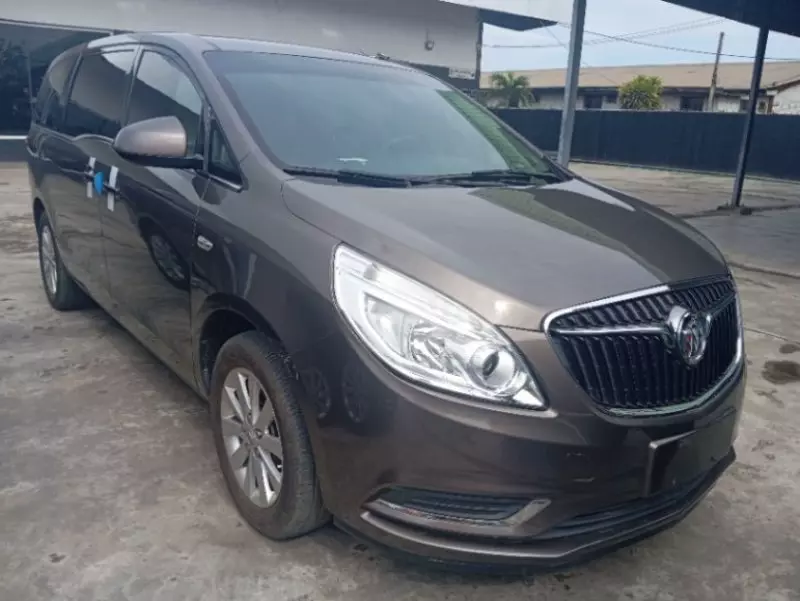 Buick Regal   - 2018
