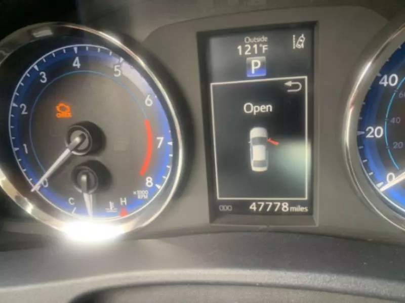Toyota Corolla   - 2017